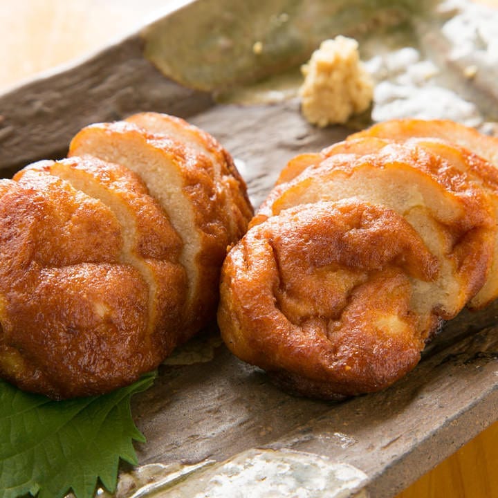 はれ晴れおつまみ️おび天魚のすり身と豆腐を合わせて作った、フワフワした甘いさつま揚げ風の一品です#はれ晴れ #はれ晴れ東口本店 #豆腐 #さつま揚げ #魚のすり身 #川崎 #川崎駅 #川崎グルメ #居酒屋 #川崎居酒屋 #おでん #川崎おでん #横浜 #横浜グルメ #大田区グルメ #幸区 #鶴見 #日本酒 #川崎日本酒 #美味しい#美味しいもの好きな人と繋がりたい #おつまみ - from Instagram